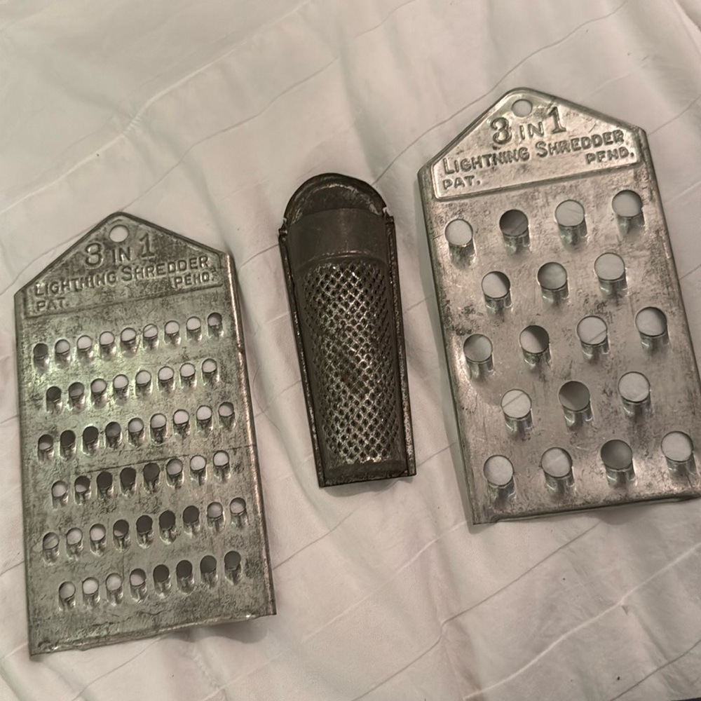 Lot of vintage cheese graters